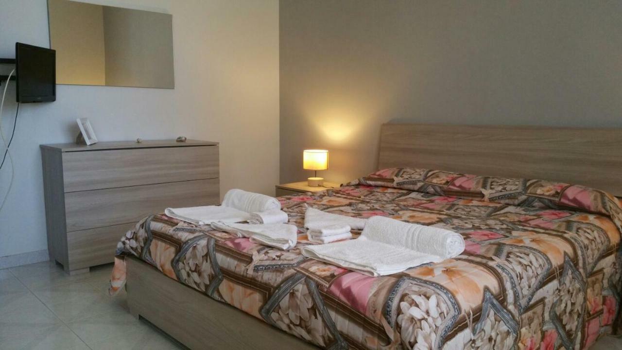 باكينو B&B La Rosa المظهر الخارجي الصورة